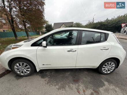 Белый Ниссан Лиф, объемом двигателя 0 л и пробегом 90 тыс. км за 7200 $, фото 1 на Automoto.ua