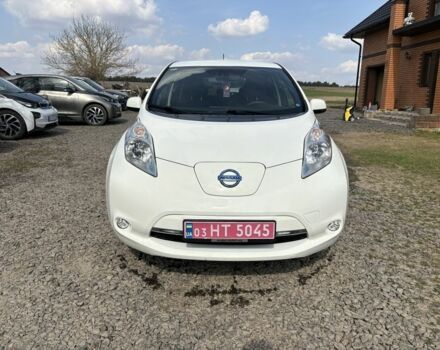 Білий Ніссан Ліф, об'ємом двигуна 0 л та пробігом 154 тис. км за 6400 $, фото 1 на Automoto.ua