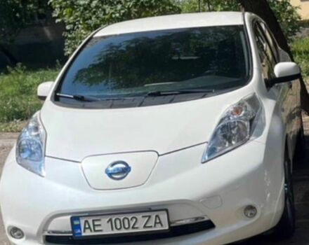 Белый Ниссан Лиф, объемом двигателя 0 л и пробегом 168 тыс. км за 7500 $, фото 1 на Automoto.ua