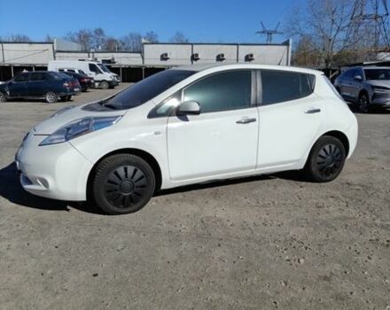 Белый Ниссан Лиф, объемом двигателя 0 л и пробегом 261 тыс. км за 5300 $, фото 1 на Automoto.ua