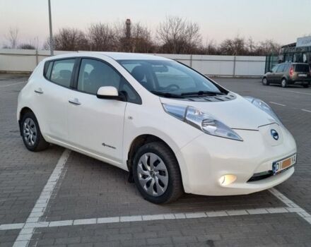 Белый Ниссан Лиф, объемом двигателя 0 л и пробегом 119 тыс. км за 7999 $, фото 1 на Automoto.ua