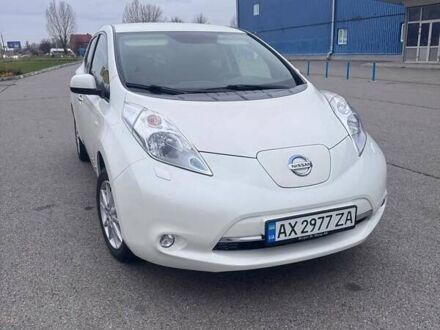 Белый Ниссан Лиф, объемом двигателя 0 л и пробегом 138 тыс. км за 7900 $, фото 1 на Automoto.ua