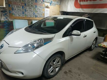 Білий Ніссан Ліф, об'ємом двигуна 0 л та пробігом 170 тис. км за 5999 $, фото 1 на Automoto.ua