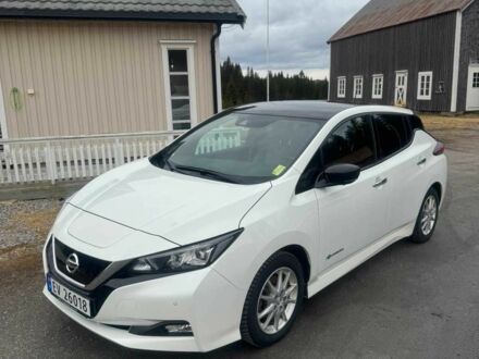 Белый Ниссан Лиф, объемом двигателя 0 л и пробегом 111 тыс. км за 9700 $, фото 1 на Automoto.ua