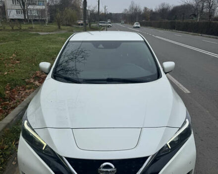 Белый Ниссан Лиф, объемом двигателя 0 л и пробегом 128 тыс. км за 10300 $, фото 1 на Automoto.ua