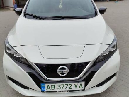 Ниссан Лиф 2018 в Шаргороде на Automoto.ua Белый Ниссан Лиф, объемом двигателя 0 л и пробегом 90 тыс. км за 13300 $, фото 1 на Automoto.ua