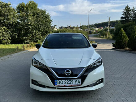 Белый Ниссан Лиф, объемом двигателя 0 л и пробегом 179 тыс. км за 12500 $, фото 1 на Automoto.ua