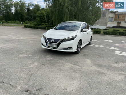 Ніссан Ліф 2018 у Лозовой на Automoto.ua Білий Ніссан Ліф, об'ємом двигуна 0 л та пробігом 127 тис. км за 12900 $, фото 1 на Automoto.ua