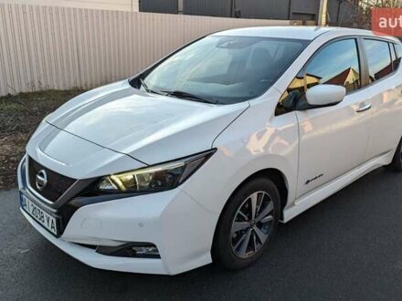 Белый Ниссан Лиф, объемом двигателя 0 л и пробегом 60 тыс. км за 14900 $, фото 1 на Automoto.ua