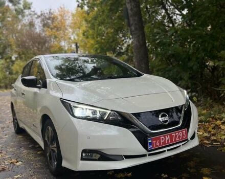 Белый Ниссан Лиф, объемом двигателя 0 л и пробегом 139 тыс. км за 10950 $, фото 1 на Automoto.ua