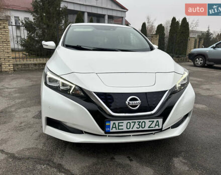 Белый Ниссан Лиф, объемом двигателя 0 л и пробегом 37 тыс. км за 12700 $, фото 1 на Automoto.ua