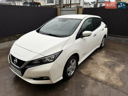 Белый Ниссан Лиф, объемом двигателя 0 л и пробегом 112 тыс. км за 13500 $, фото 1 на Automoto.ua