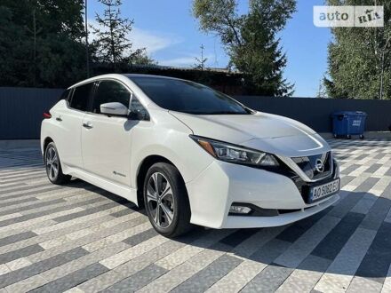 Ніссан Ліф 2018 у Ужгороді на Automoto.ua Білий Ніссан Ліф, об'ємом двигуна 0 л та пробігом 87 тис. км за 18700 $, фото 1 на Automoto.ua