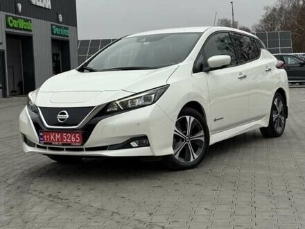 Белый Ниссан Лиф, объемом двигателя 0 л и пробегом 92 тыс. км за 12500 $, фото 1 на Automoto.ua