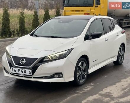 Белый Ниссан Лиф, объемом двигателя 0 л и пробегом 108 тыс. км за 12700 $, фото 1 на Automoto.ua