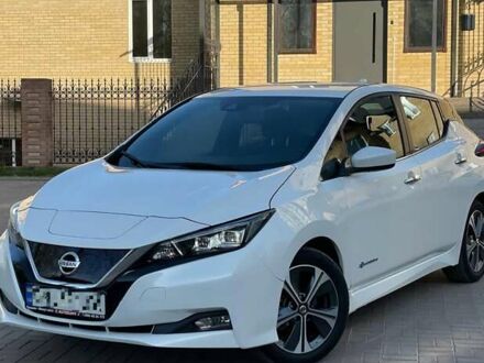 Белый Ниссан Лиф, объемом двигателя 0 л и пробегом 77 тыс. км за 14600 $, фото 1 на Automoto.ua