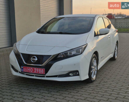 Белый Ниссан Лиф, объемом двигателя 0 л и пробегом 105 тыс. км за 10800 $, фото 1 на Automoto.ua