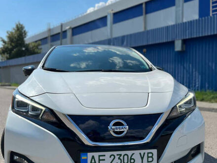 Ниссан Лиф 2018 в Днепре (Днепропетровске) на Automoto.ua Белый Ниссан Лиф, объемом двигателя 0 л и пробегом 45 тыс. км за 15500 $, фото 1 на Automoto.ua