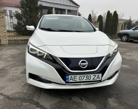 Белый Ниссан Лиф, объемом двигателя 0 л и пробегом 37 тыс. км за 12500 $, фото 1 на Automoto.ua