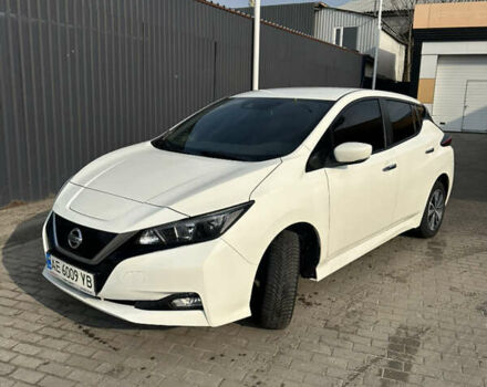 Белый Ниссан Лиф, объемом двигателя 0 л и пробегом 84 тыс. км за 11900 $, фото 1 на Automoto.ua