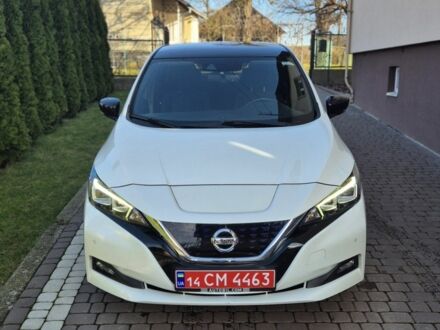 Білий Ніссан Ліф, об'ємом двигуна 0 л та пробігом 192 тис. км за 10400 $, фото 1 на Automoto.ua