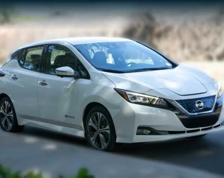 Білий Ніссан Ліф, об'ємом двигуна 0 л та пробігом 32 тис. км за 5500 $, фото 1 на Automoto.ua