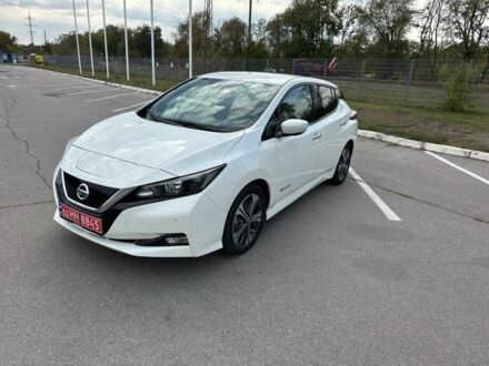 Белый Ниссан Лиф, объемом двигателя 0 л и пробегом 27 тыс. км за 14300 $, фото 1 на Automoto.ua