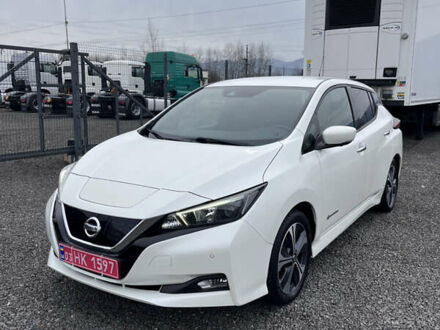 Белый Ниссан Лиф, объемом двигателя 0 л и пробегом 58 тыс. км за 13500 $, фото 1 на Automoto.ua