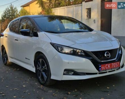 Белый Ниссан Лиф, объемом двигателя 0 л и пробегом 161 тыс. км за 13290 $, фото 1 на Automoto.ua