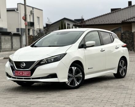 Белый Ниссан Лиф, объемом двигателя 0 л и пробегом 35 тыс. км за 13450 $, фото 1 на Automoto.ua