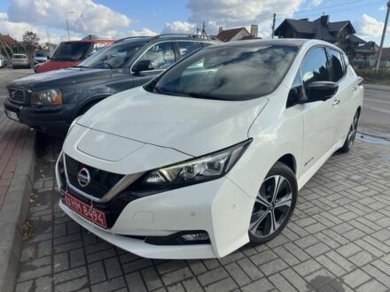 Белый Ниссан Лиф, объемом двигателя 0 л и пробегом 132 тыс. км за 12999 $, фото 1 на Automoto.ua