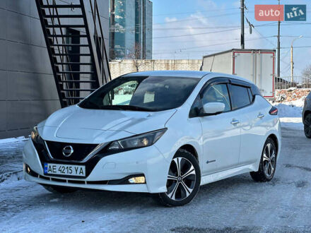 Ниссан Лиф 2019 в Днепре (Днепропетровске) на Automoto.ua Белый Ниссан Лиф, объемом двигателя 0 л и пробегом 144 тыс. км за 12700 $, фото 1 на Automoto.ua
