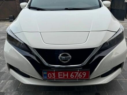 Белый Ниссан Лиф, объемом двигателя 0 л и пробегом 113 тыс. км за 12500 $, фото 1 на Automoto.ua