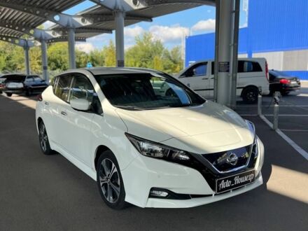 Белый Ниссан Лиф, объемом двигателя 0 л и пробегом 110 тыс. км за 13400 $, фото 1 на Automoto.ua