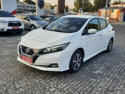 Білий Ніссан Ліф, об'ємом двигуна 0 л та пробігом 80 тис. км за 13500 $, фото 1 на Automoto.ua