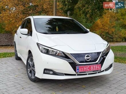 Белый Ниссан Лиф, объемом двигателя 0 л и пробегом 76 тыс. км за 13800 $, фото 1 на Automoto.ua