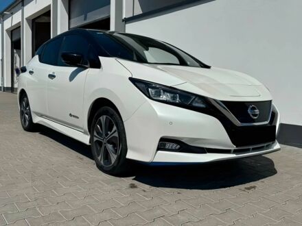 Білий Ніссан Ліф, об'ємом двигуна 0 л та пробігом 43 тис. км за 9000 $, фото 1 на Automoto.ua