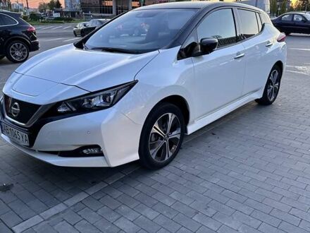 Ніссан Ліф 2021 у Вінниці на Automoto.ua Білий Ніссан Ліф, об'ємом двигуна 0 л та пробігом 46 тис. км за 23800 $, фото 1 на Automoto.ua