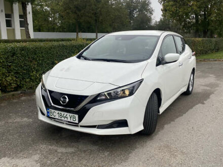 Ниссан Лиф 2021 в Стрые на Automoto.ua Белый Ниссан Лиф, объемом двигателя 0 л и пробегом 41 тыс. км за 13100 $, фото 1 на Automoto.ua