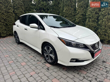 Белый Ниссан Лиф, объемом двигателя 0 л и пробегом 27 тыс. км за 12900 $, фото 1 на Automoto.ua