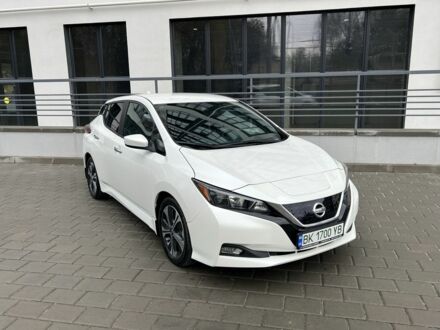 Белый Ниссан Лиф, объемом двигателя 0 л и пробегом 27 тыс. км за 13800 $, фото 1 на Automoto.ua