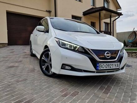 Ніссан Ліф 2021 у Тернополі на Automoto.ua Білий Ніссан Ліф, об'ємом двигуна 0 л та пробігом 17 тис. км за 22700 $, фото 1 на Automoto.ua