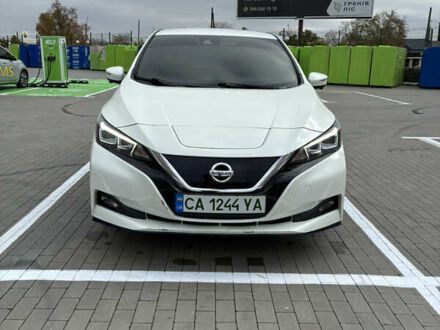 Білий Ніссан Ліф, об'ємом двигуна 0 л та пробігом 46 тис. км за 17750 $, фото 1 на Automoto.ua