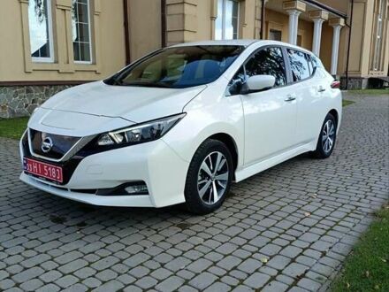 Білий Ніссан Ліф, об'ємом двигуна 0 л та пробігом 18 тис. км за 13999 $, фото 1 на Automoto.ua