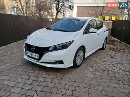 Білий Ніссан Ліф, об'ємом двигуна 0 л та пробігом 19 тис. км за 17000 $, фото 1 на Automoto.ua