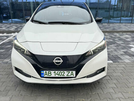 Ниссан Лиф 2023 в Виннице на Automoto.ua Белый Ниссан Лиф, объемом двигателя 0 л и пробегом 8 тыс. км за 23500 $, фото 1 на Automoto.ua