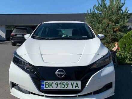 Белый Ниссан Лиф, объемом двигателя 0 л и пробегом 10 тыс. км за 16500 $, фото 1 на Automoto.ua