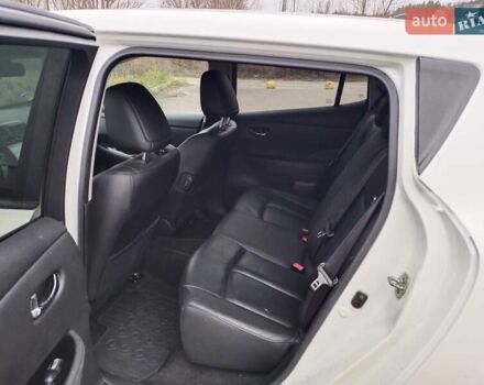 Бежевий Ніссан Ліф, об'ємом двигуна 0 л та пробігом 103 тис. км за 6200 $, фото 12 на Automoto.ua