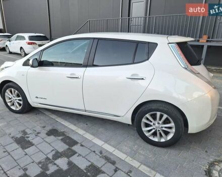 Бежевый Ниссан Лиф, объемом двигателя 0 л и пробегом 102 тыс. км за 7200 $, фото 5 на Automoto.ua