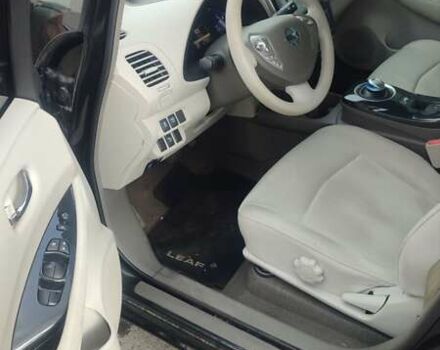 Черный Ниссан Лиф, объемом двигателя 0 л и пробегом 96 тыс. км за 4990 $, фото 13 на Automoto.ua